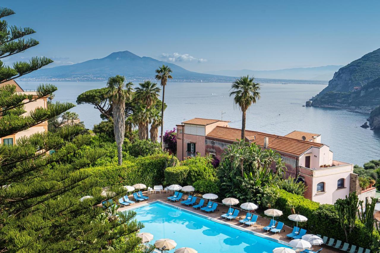 Aequa Hotel Vico Equense Eksteriør bilde
