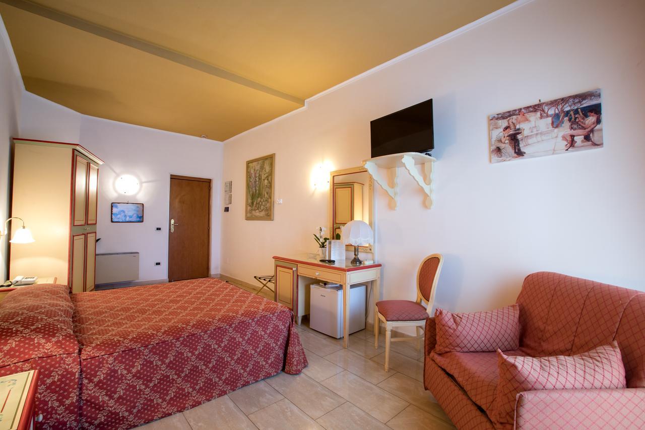 Aequa Hotel Vico Equense Eksteriør bilde