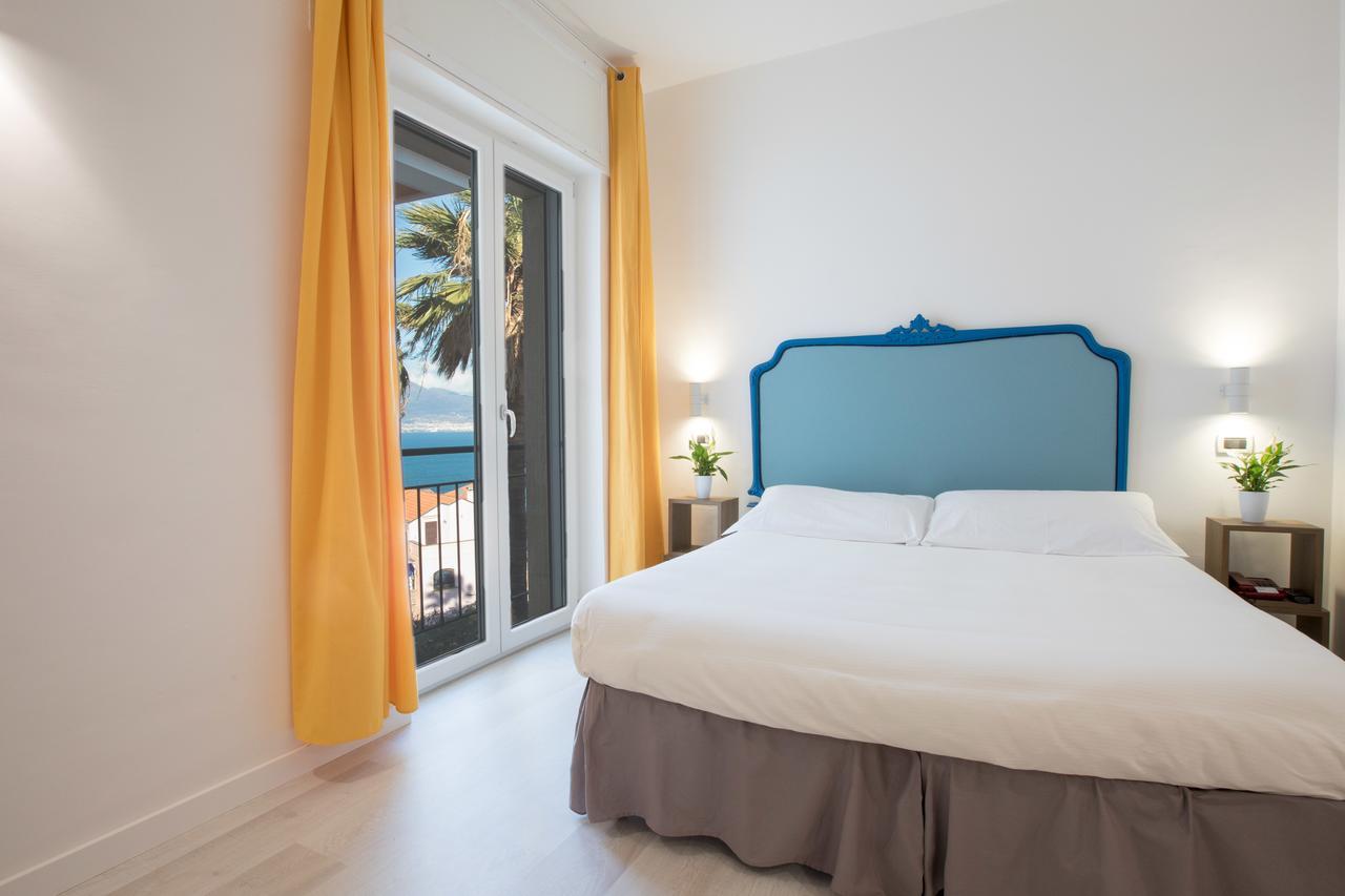 Aequa Hotel Vico Equense Eksteriør bilde